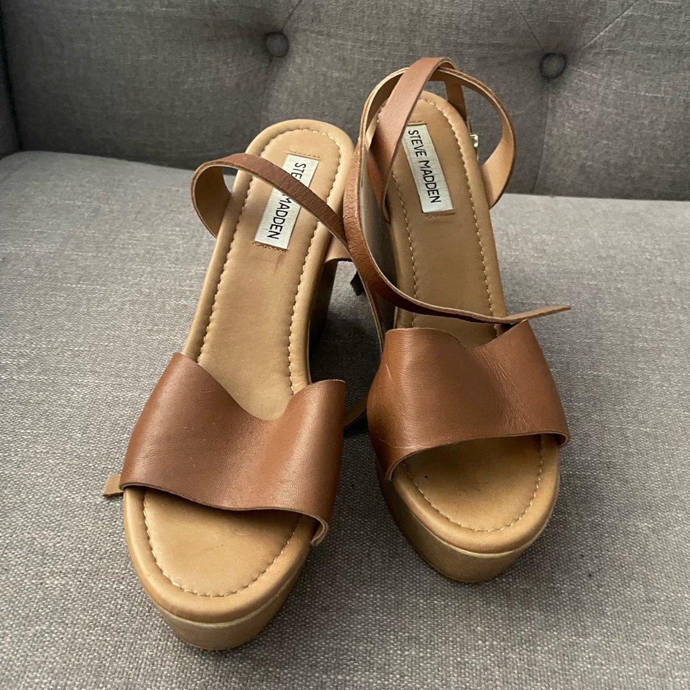 Steve Madden heels size 8